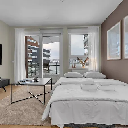 Northstay - Arctic View Apartment, Free Parking, Sleeps 4 *